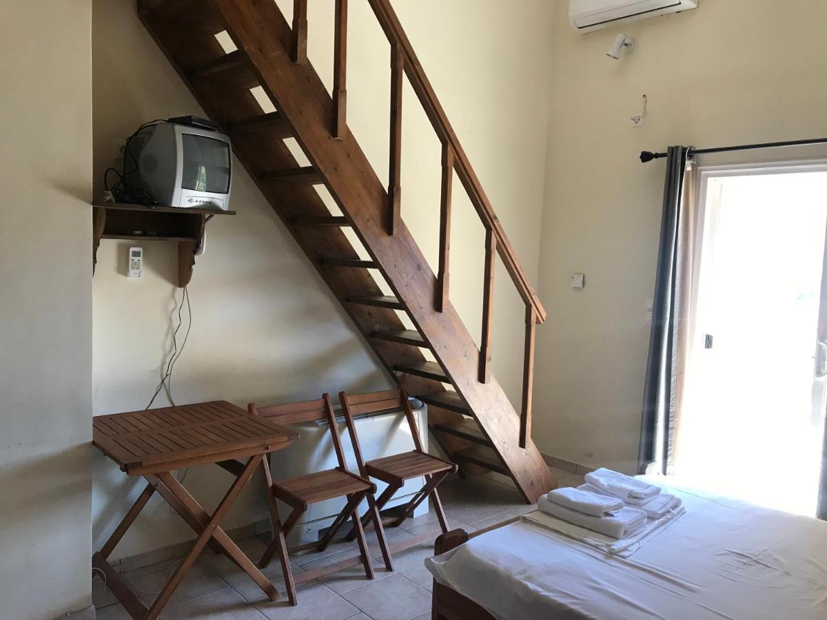Studio With Loft Raxes Ikaria #5 Raches  エクステリア 写真